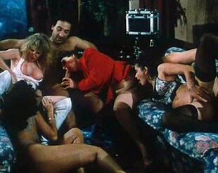 Switch roles gang-bang Sessualita bestiale (1994) Angelica